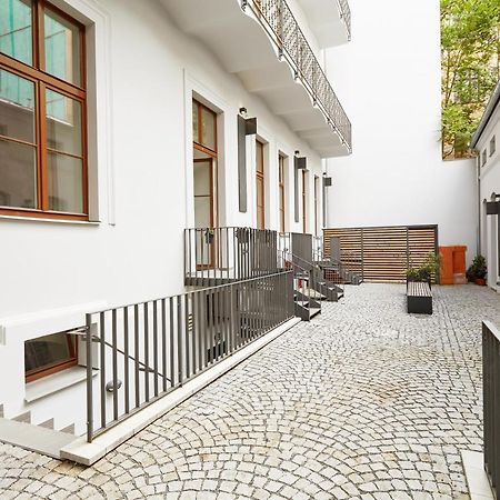 Savor Apartments Prag Exteriör bild